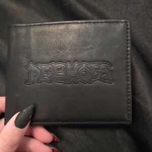 DC Shoes Men’s Bi-Fold Wallet – Black